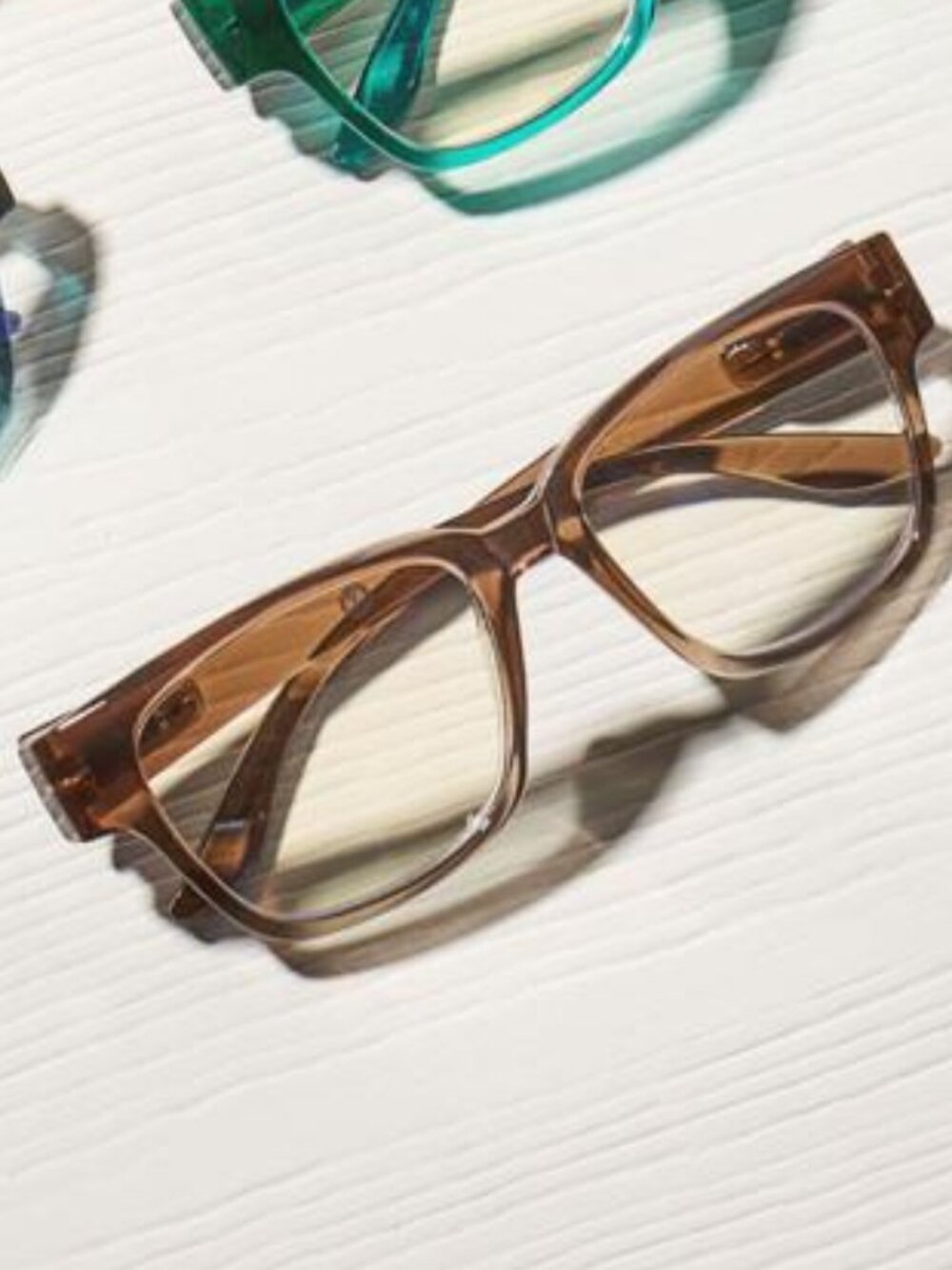 JOY MANGANO Tan Brown Gradient Crystal Wayfarer Blue-Light Reading Glasses +3.50